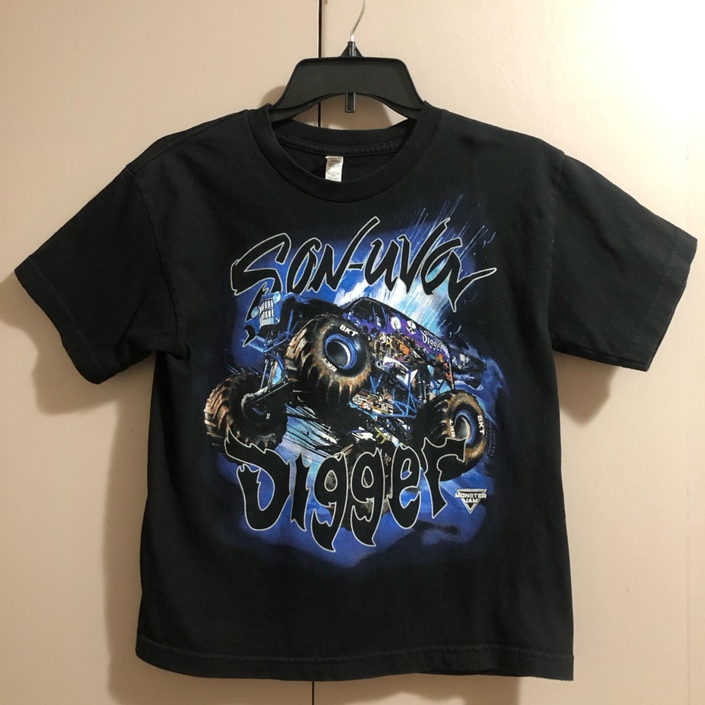 Son Uva Digger MonsterTruck Youth Shirt Medium